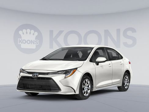 Used 2025 Toyota Corolla LE image 1