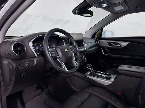 Used 2024 Chevrolet Blazer LT image 12