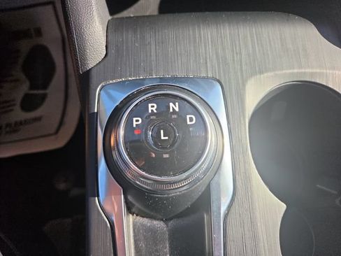Used 2025 Ford Escape SE FWD image 20