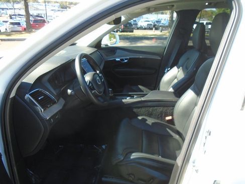 Used 2022 Volvo XC90 T6 Inscription w/ Advanced Package image 8