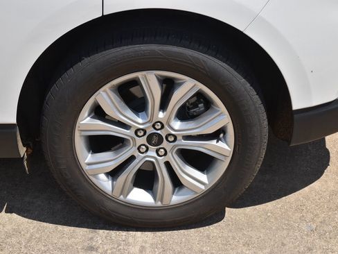 Used 2023 Ford Edge Titanium AWD/4WD image 11