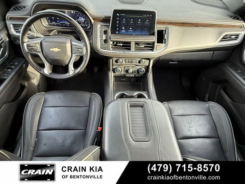 Used 2023 Chevrolet Suburban Premier image 30