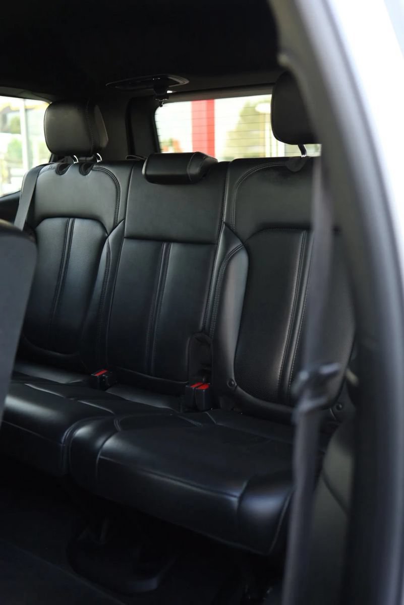 Used 2022 Jeep Wagoneer Series I w/ Convenience Group I AWD/4WD image 39