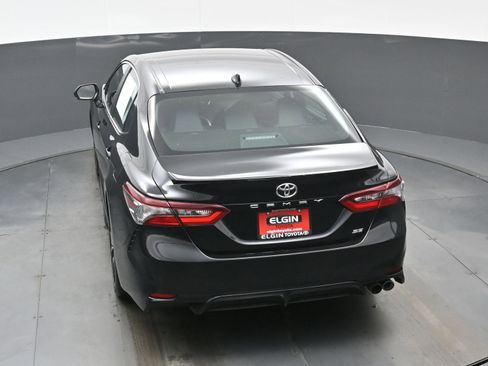 Used 2024 Toyota Camry SE image 38