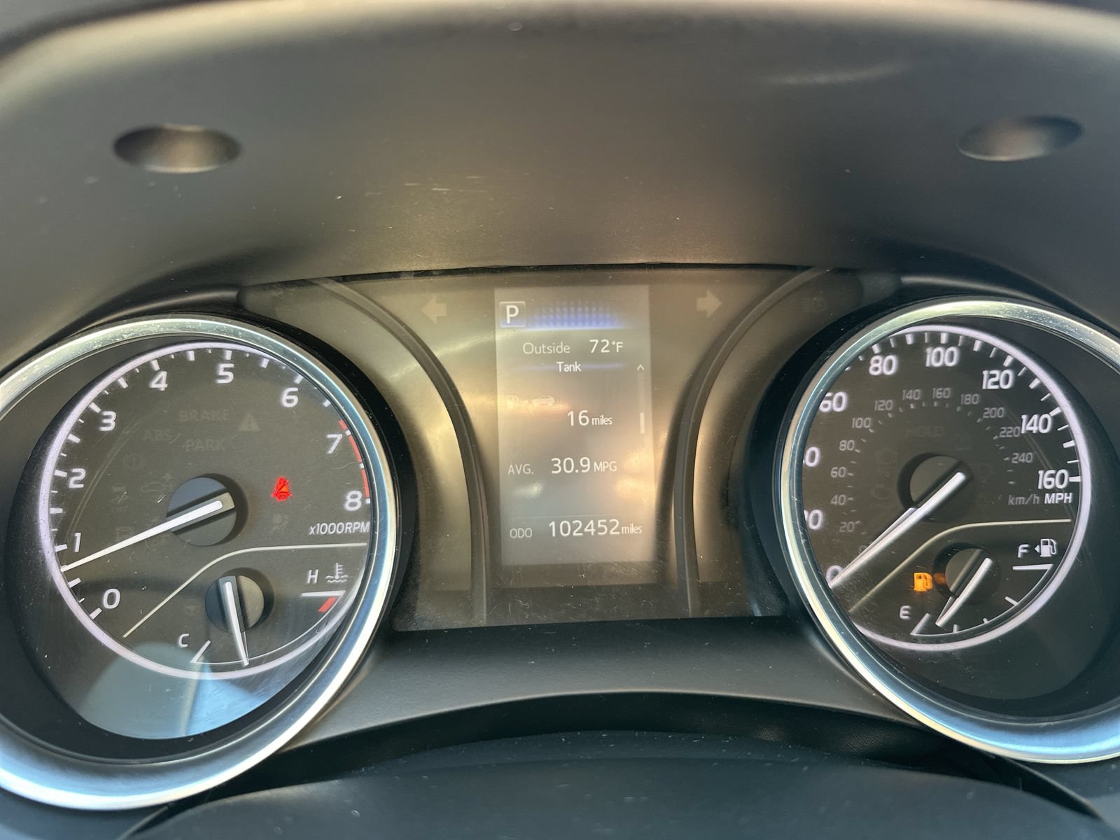 Used 2018 Toyota Camry LE FWD image 23