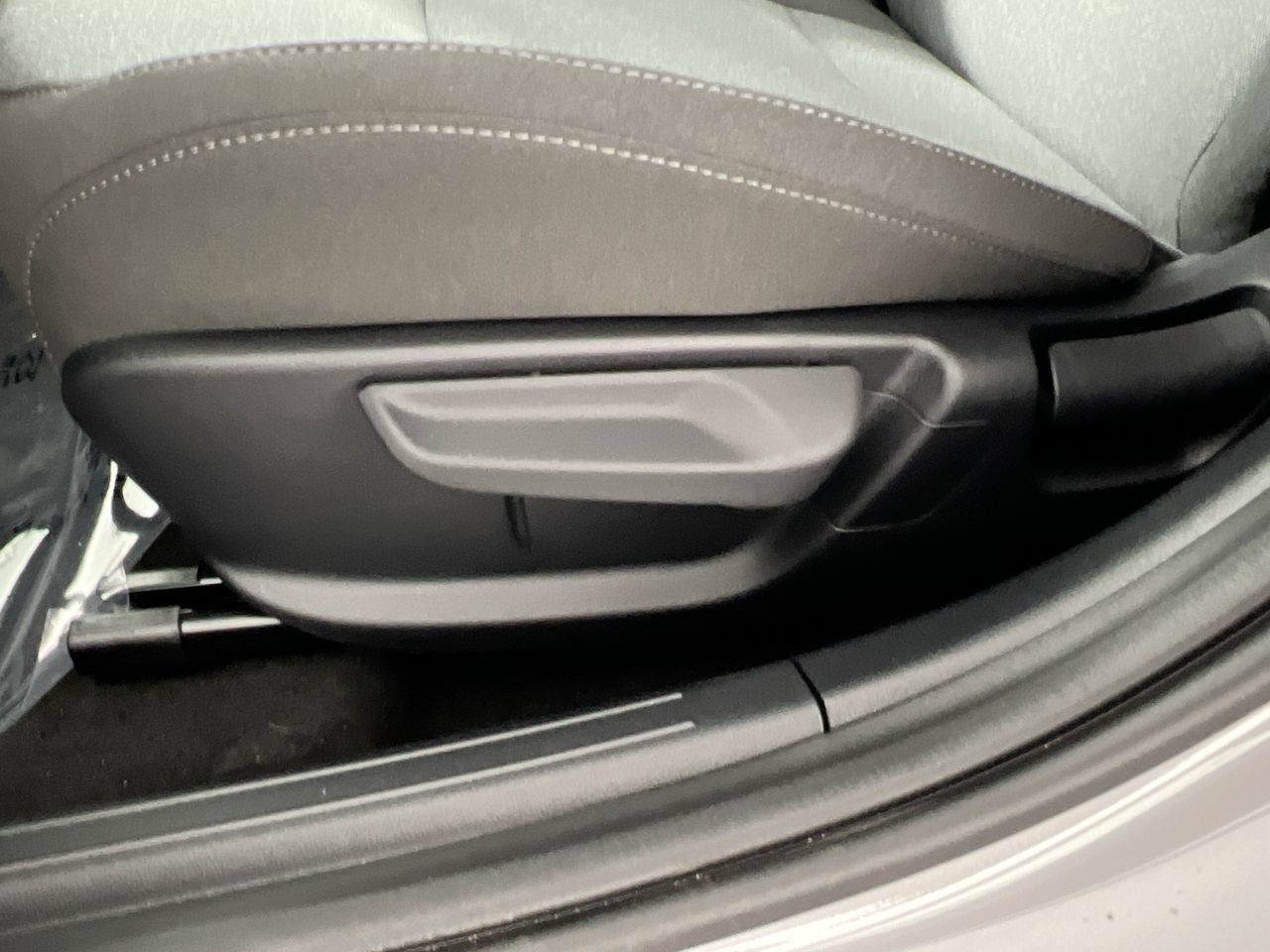New 2026 Kia K4 FWD image 15