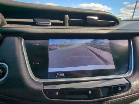 Used 2020 Cadillac XT5 Premium Luxury image 18