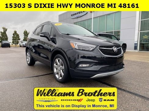 Used 2018 Buick Encore Premium w/ Experience Buick Package image 3