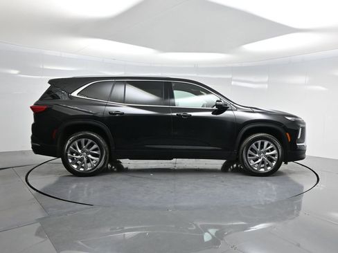 Used 2025 Buick Enclave Preferred image 50