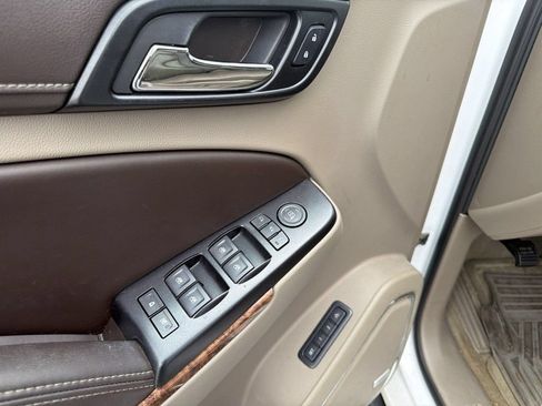 Used 2016 Chevrolet Tahoe LTZ AWD/4WD image 8