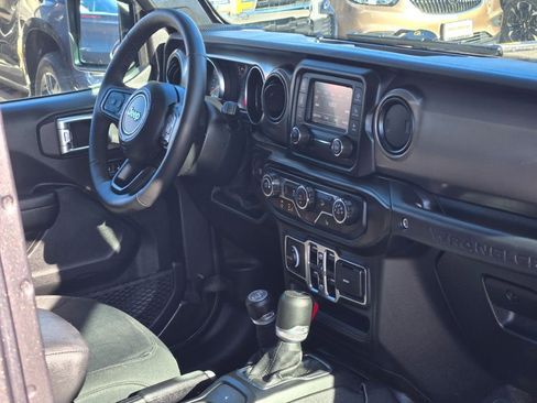 Used 2020 Jeep Wrangler Unlimited Sport S image 6