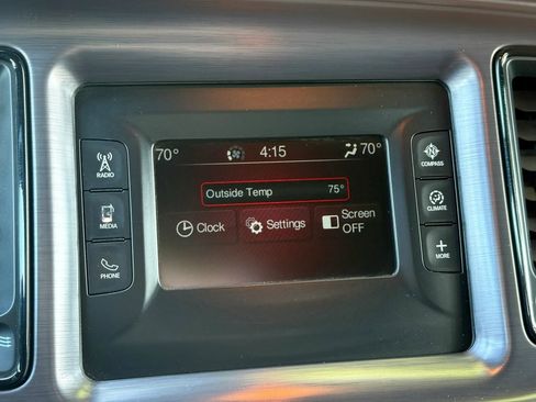 Used 2016 Dodge Challenger SXT image 18