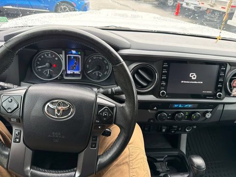 Used 2021 Toyota Tacoma TRD Sport RWD image 6