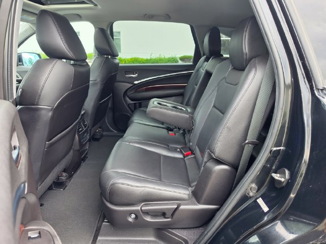 Used 2016 Acura MDX w/ Technology Package AWD/4WD image 27