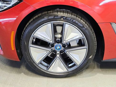 Used 2023 BMW i4 eDrive35 w/ Premium Package RWD image 8