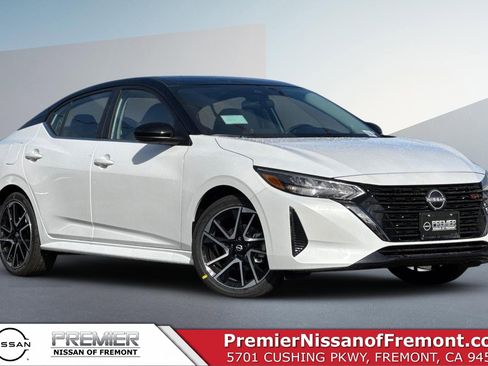 New 2025 Nissan Sentra SR image 1