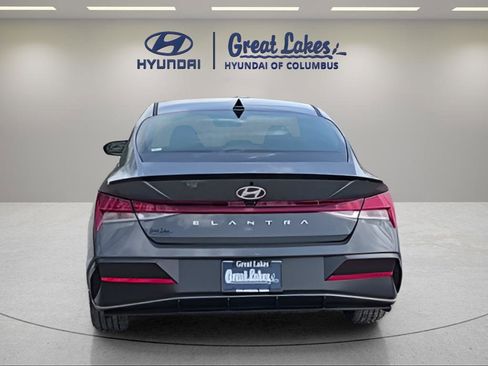 New 2026 Hyundai Elantra SEL Sport Premium w/ Cargo Package FWD image 4