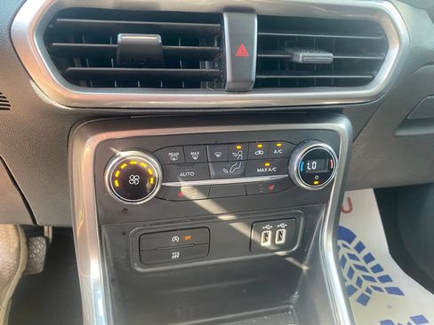 Used 2020 Ford EcoSport SE FWD image 22