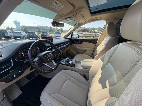Used 2018 Audi Q7 3.0T Prestige w/ Prestige Package AWD/4WD image 25