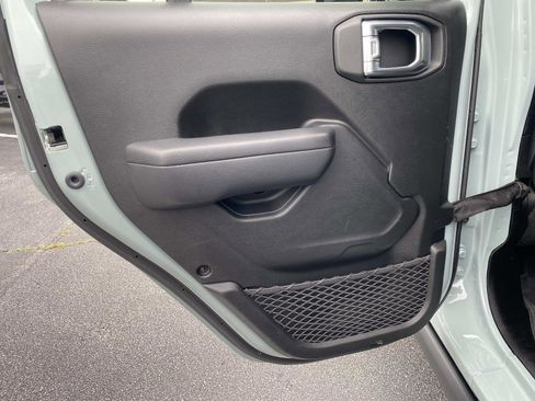 Used 2024 Jeep Wrangler Unlimited Sport AWD/4WD image 17