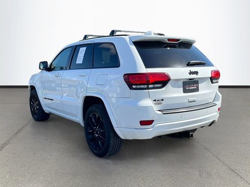 Certified 2020 Jeep Grand Cherokee Altitude image 5