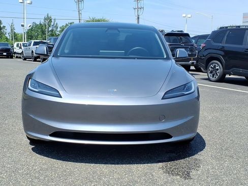 Used 2025 Tesla Model 3 Long Range AWD/4WD image 2
