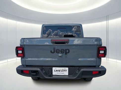 New 2026 Jeep Gladiator Sport AWD/4WD image 5