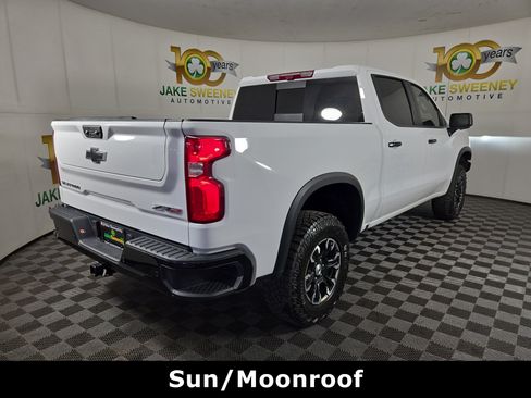 Certified 2024 Chevrolet Silverado 1500 ZR2 w/ Technology Package AWD/4WD image 9