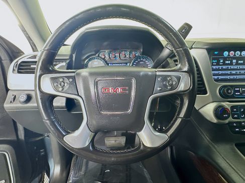 Used 2020 GMC Yukon SLE w/ SLE Value Package RWD image 15