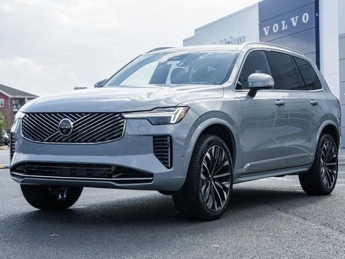 New 2026 Volvo XC90 B6 Ultra w/ Protection Package image 3