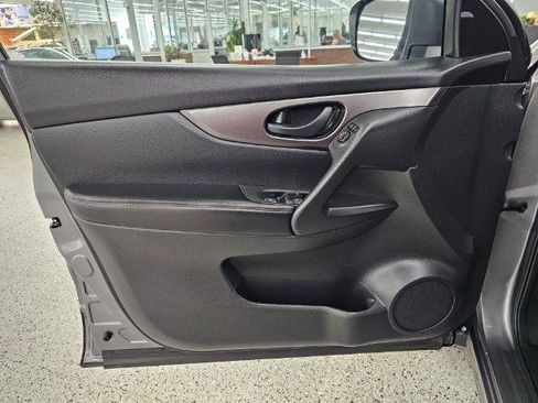 Used 2020 Nissan Rogue Sport S w/ Appearance Package image 24