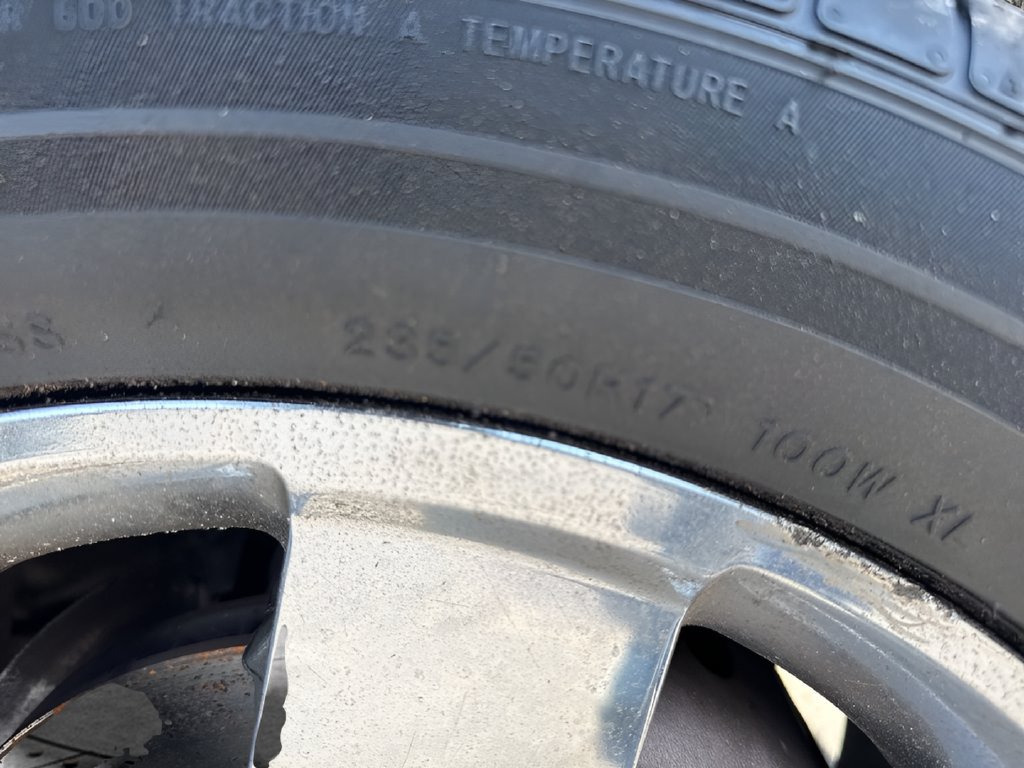 Used 2002 Ford Thunderbird RWD image 24