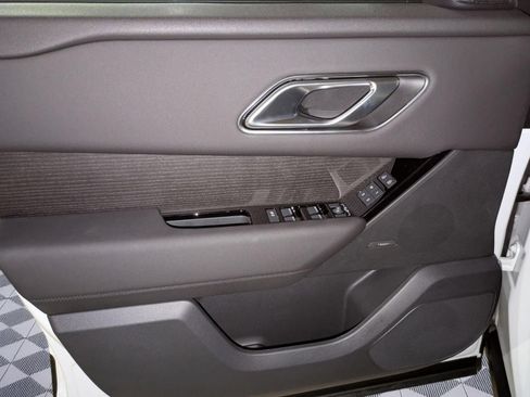 New 2026 Land Rover Range Rover Velar S AWD/4WD image 21