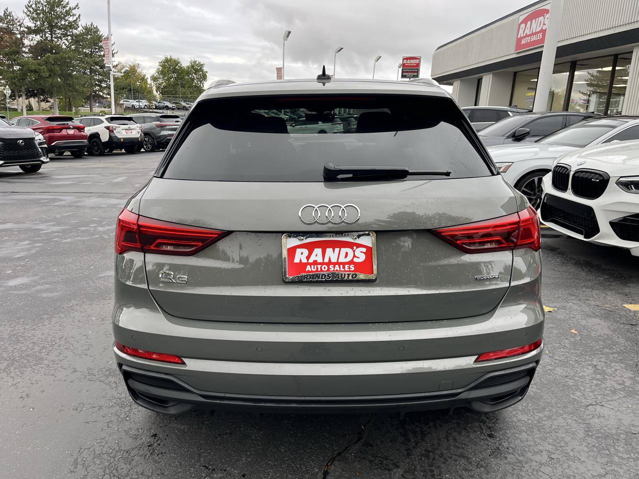 Used 2024 Audi Q3 2.0T Premium Plus w/ Premium Plus Package AWD/4WD image 16