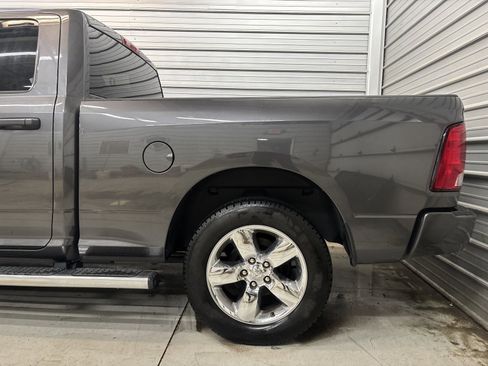 Used 2018 RAM 1500 Express w/ Express Value Package image 5