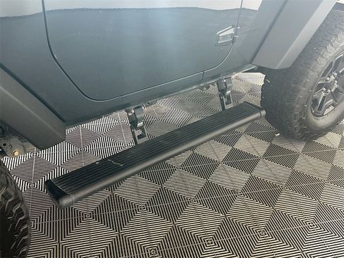 Used 2016 Jeep Wrangler Sport image 38