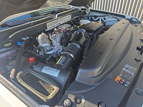 Used 2019 Chevrolet Silverado 2500 High Country w/ Duramax Plus Package AWD/4WD image 42