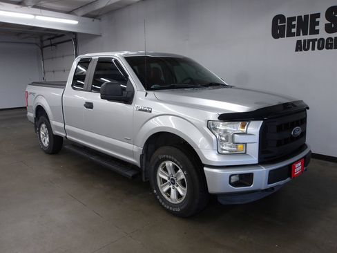 Used 2015 Ford F150 XL w/ Equipment Group 101A Mid AWD/4WD image 4