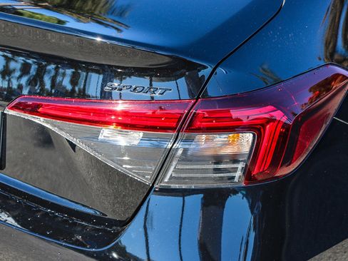 Certified 2026 Honda Civic Sport image 10