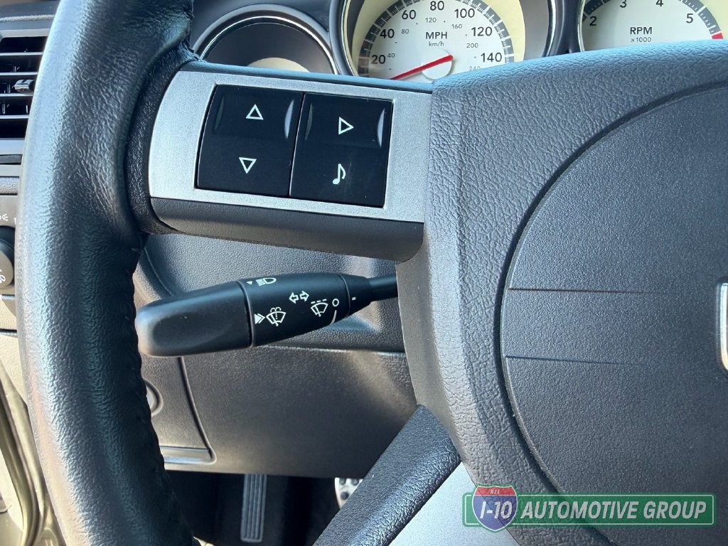 Used 2010 Dodge Challenger R/T RWD image 33