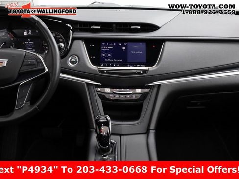 Used 2023 Cadillac XT5 Premium Luxury image 26