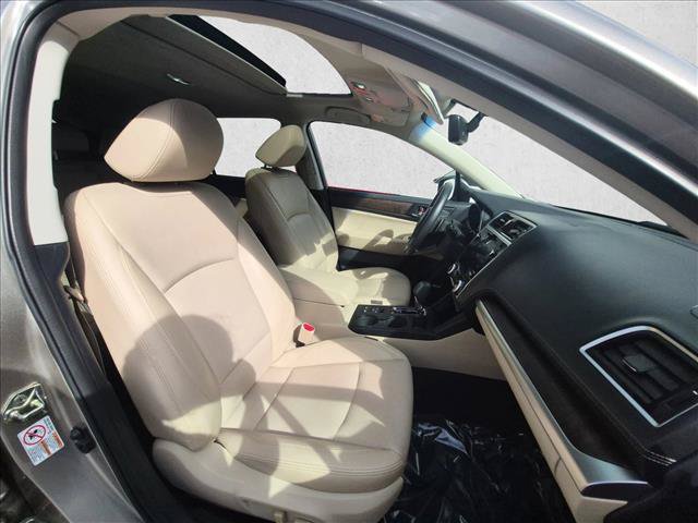 Used 2018 Subaru Outback 3.6R Limited AWD/4WD image 22