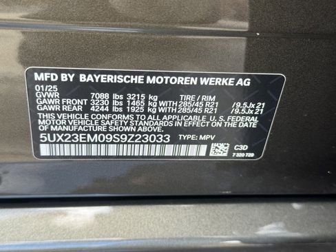 Used 2025 BMW X7 xDrive40i AWD/4WD image 26