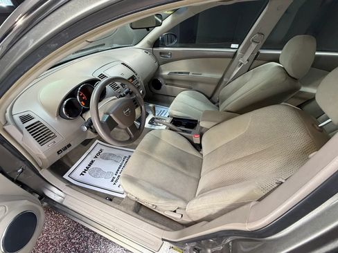 Used 2006 Nissan Altima 2.5 S w/ (K92) Protection Pkg FWD image 12
