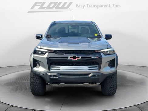 Used 2024 Chevrolet Colorado ZR2 w/ ZR2 Convenience Package III image 3