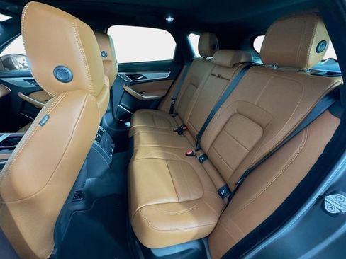 New 2026 Jaguar F-PACE R-Dynamic S image 24