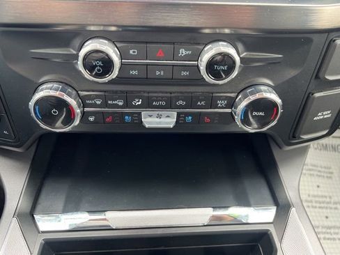 Used 2025 Ford F350 Lariat w/ Lariat Ultimate Package AWD/4WD image 23