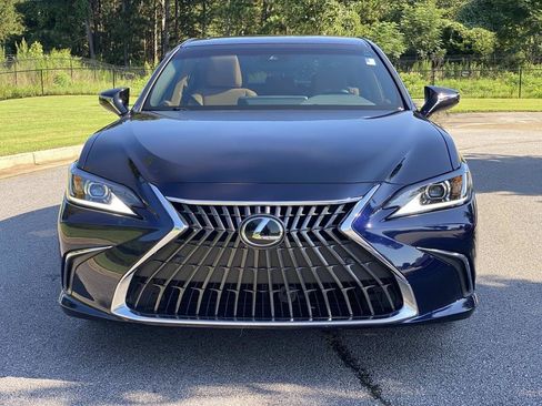 Used 2025 Lexus ES 300h w/ Premium Package FWD image 9