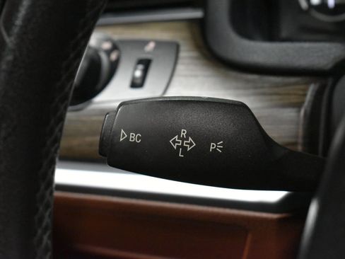 Used 2011 BMW 535i xDrive image 26