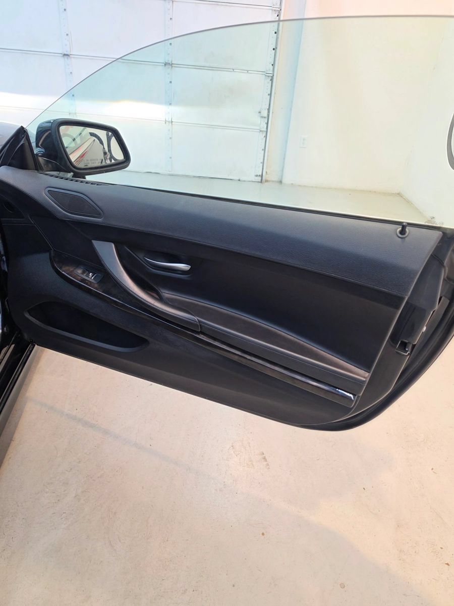 Used 2012 BMW 650i Convertible RWD image 39